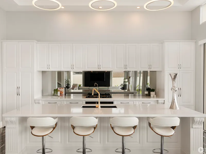 Impressive Entertainer Of Peerless Quality