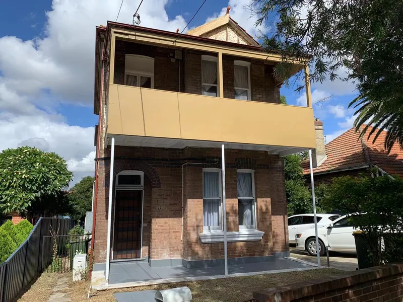 Newly renovated two story house in convenient location