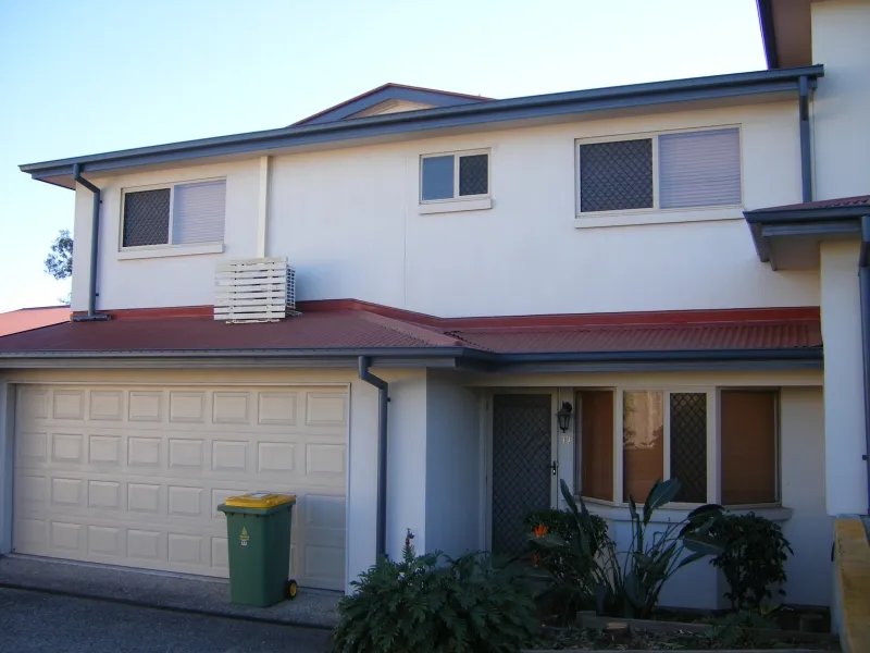 4 Bedroom, 3 bath Townhouse to let in Strathpine