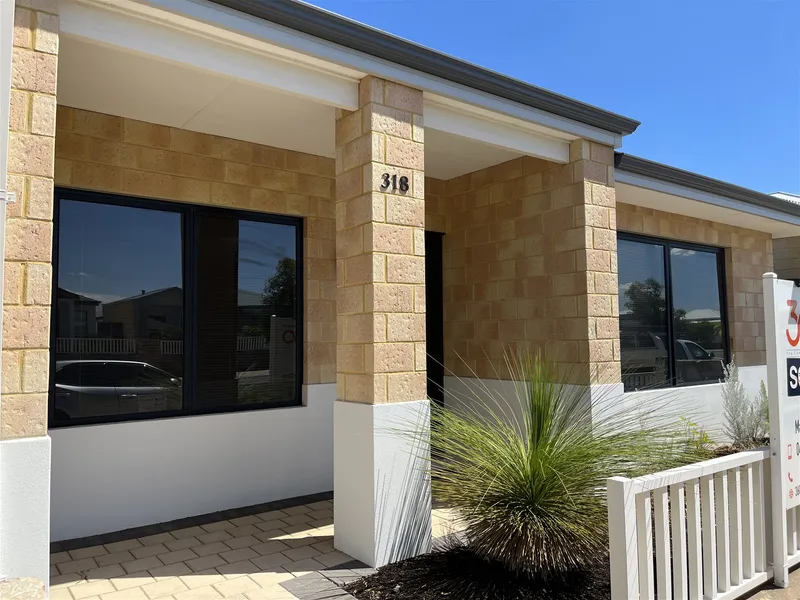 LARGE AND MODERN FAMILY HOME