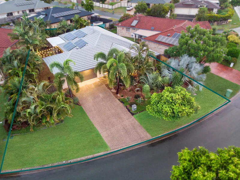BEAUTIFUL, MODERN AND SPACIOUS FAMILY HOME