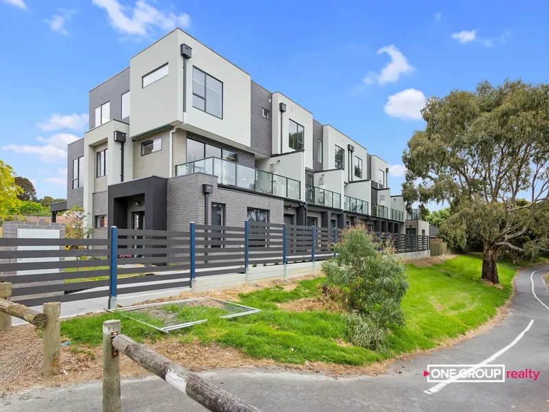 2 BEDROOM BRAND NEW TOWNHOUSE