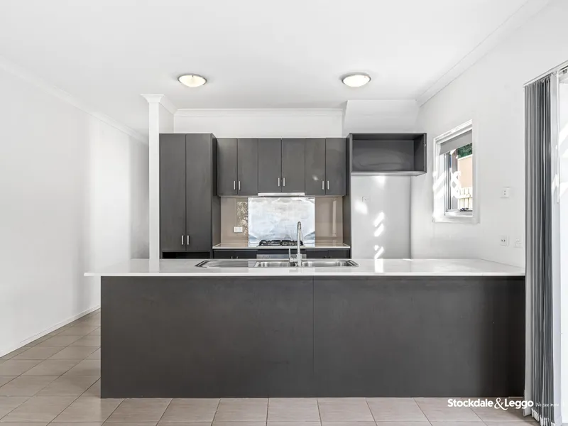IMPRESSIVE 2 STOREY TOWNHOUSE WITH STREET FRONTAGE