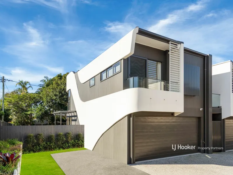 Ultra-modern townhouse minutes to Sunnybank Plaza