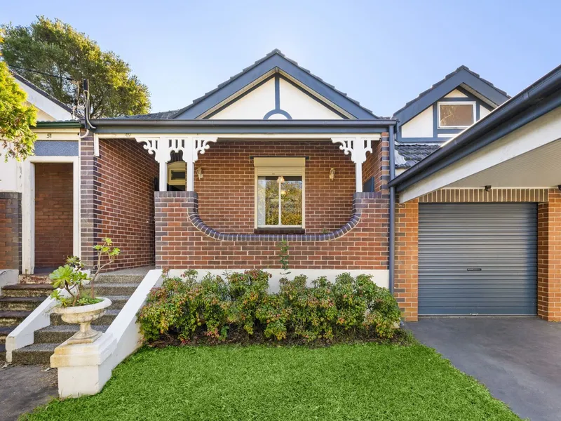 Captivating charming home in ideal locale