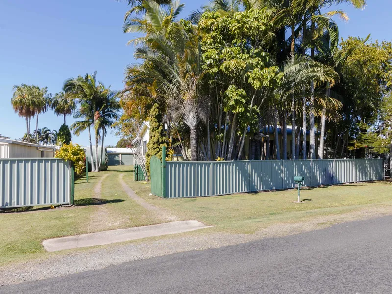 Bring the extended family to beautiful Boonooroo