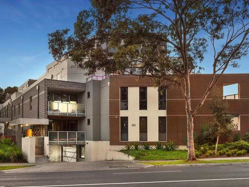 LAYD IVANHOE APARTMENTS