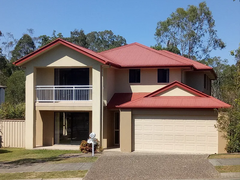 Family Home in Bushland Setting