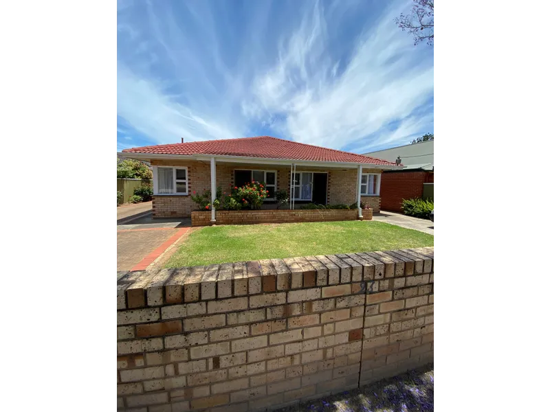 Renovated Unit close to City!