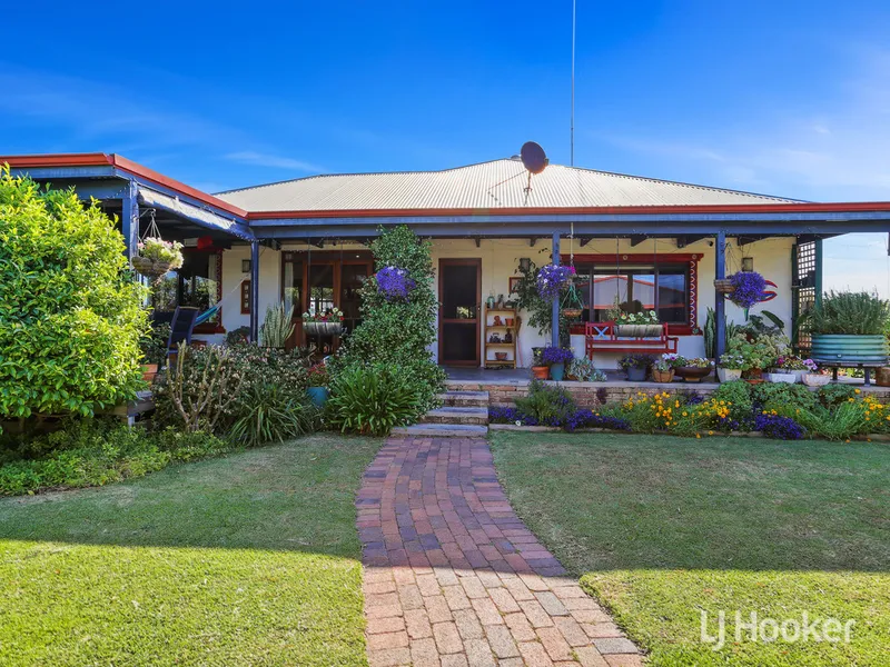South Bunbury Charm