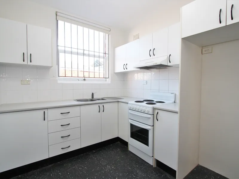 3 Bedroom Apartment in a Small Block of 6