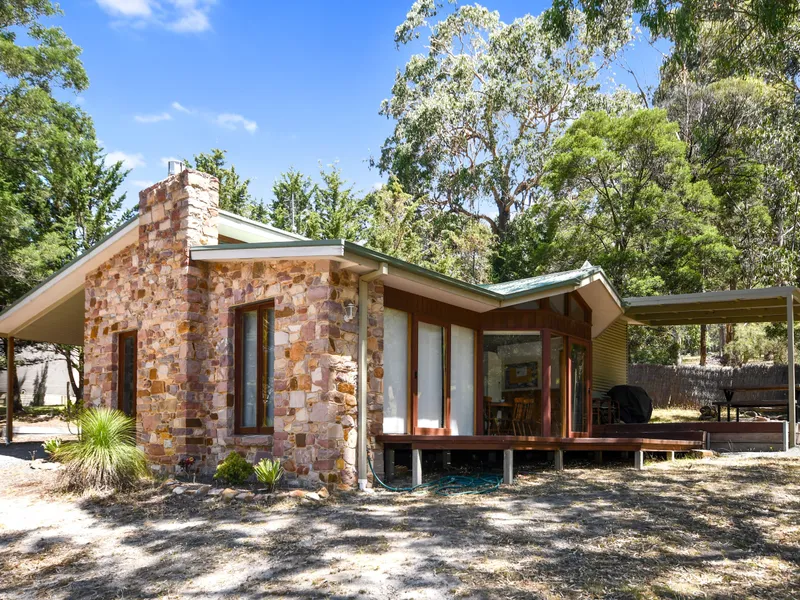 Stonevilla in the Grampians