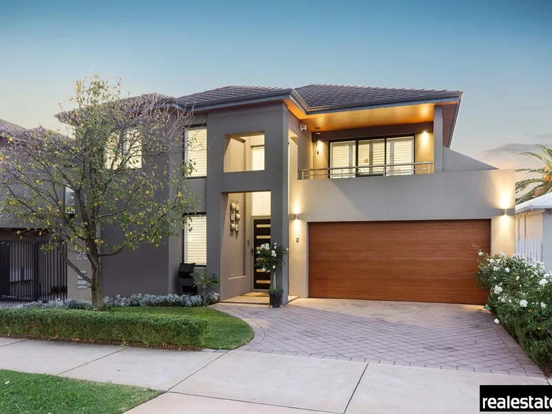 CONTEMPORARY SOUTH PERTH LIVING!