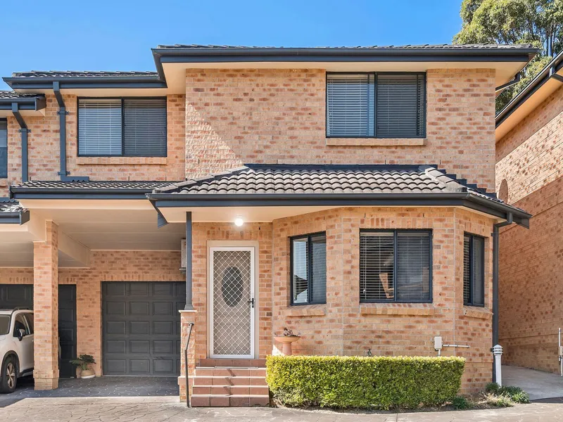 Readymade townhouse of space and versatility