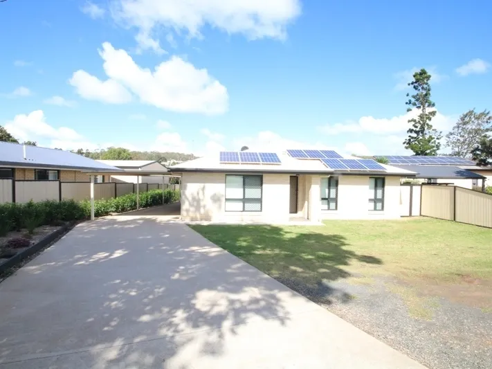 Immaculate Family Home with HUGE SHED