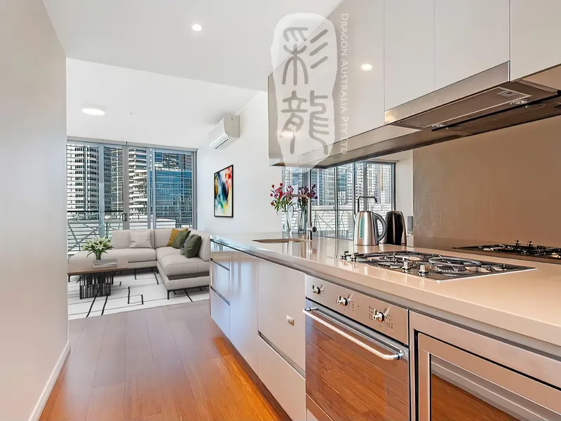 Spacious East Facing 1 Bedroom Apartment in the heart of Sydney CBD with District View! All Amenities at Your Doorstep!