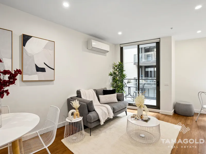 Modern Living in Central Preston!