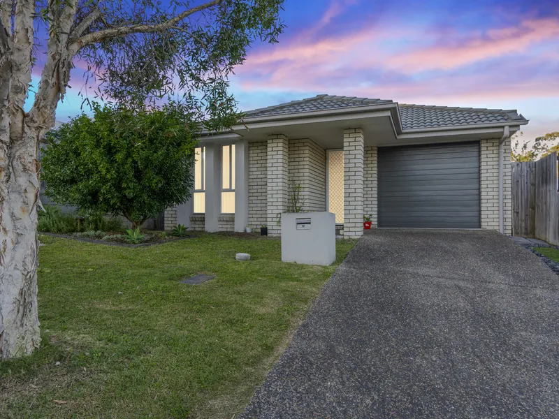 Returning Over $25,500 Per Annum With Fantastic Tenant !!