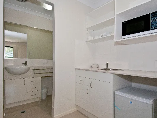 One bedroom unit, in shared house, close to amenities.