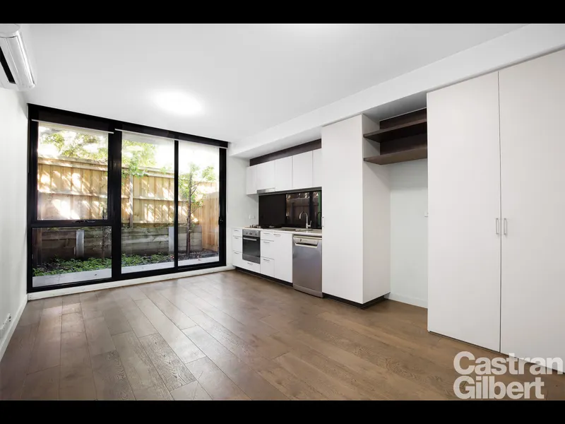 Dog Friendly in Beautiful Caulfield North