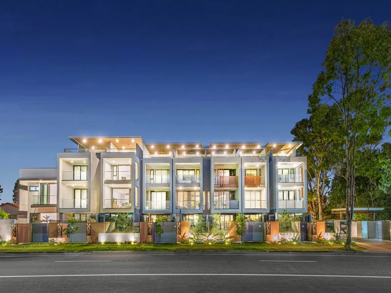 Custom Design Terrace with Private Lift