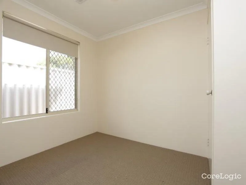 IDEALLY LOCATED NEAR WESTFIELD CAROUSEL AND CURTIN U FOR EASE OF COMMUTING,
