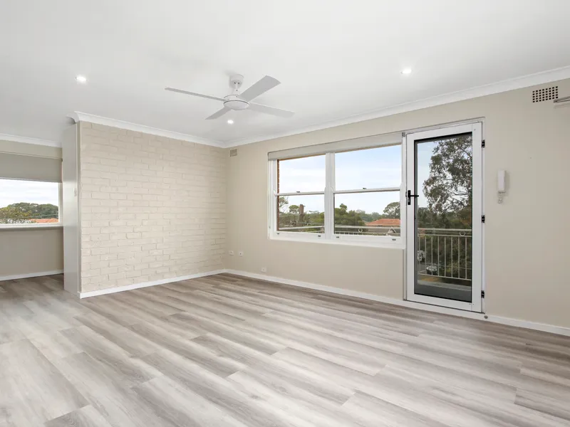 Beautifully renovated!!!