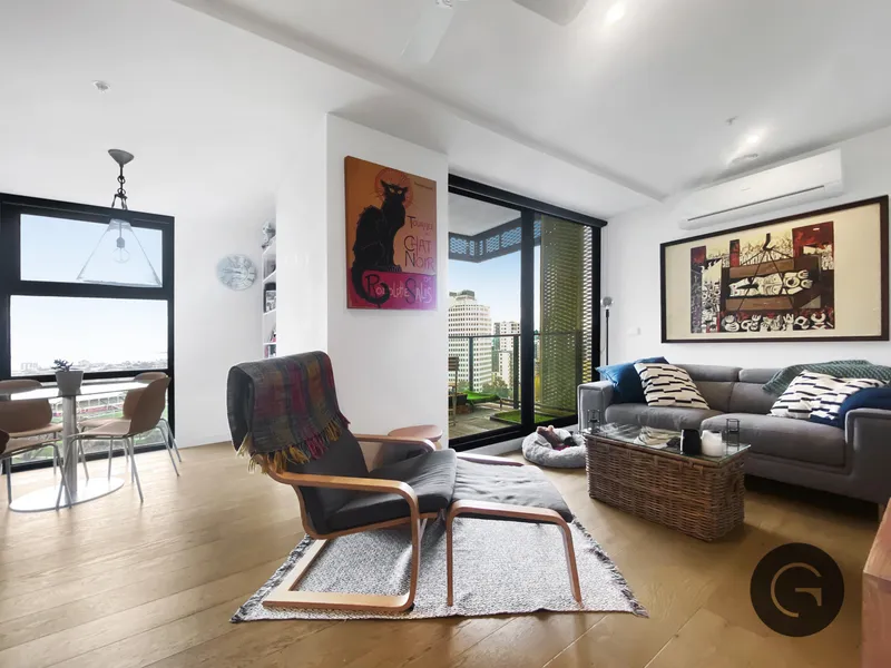 2 Bedroom Apartment With Incredible Balcony Views