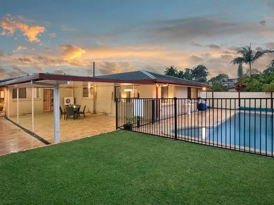 LOOKING FOR EXTRA SPACE INSIDE AND OUT?