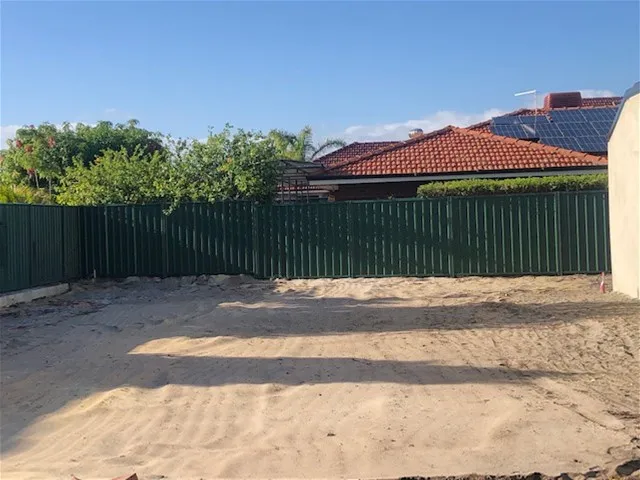 STREET FRONT BLOCK!