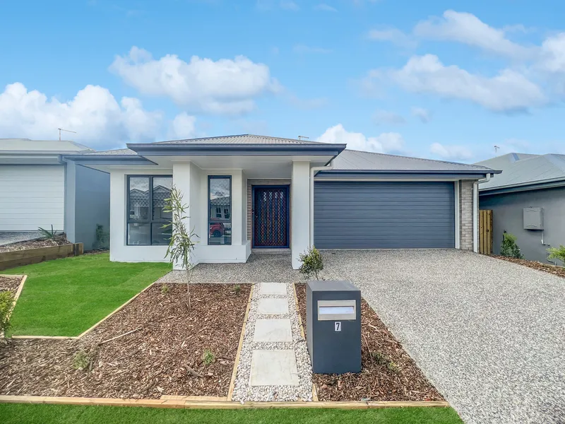 Fantastic Sized Home with 6.6kw Solar