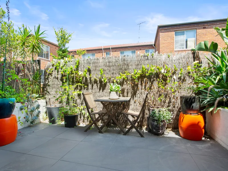 Oversized Studio Apartment with Large Terrace and Parking