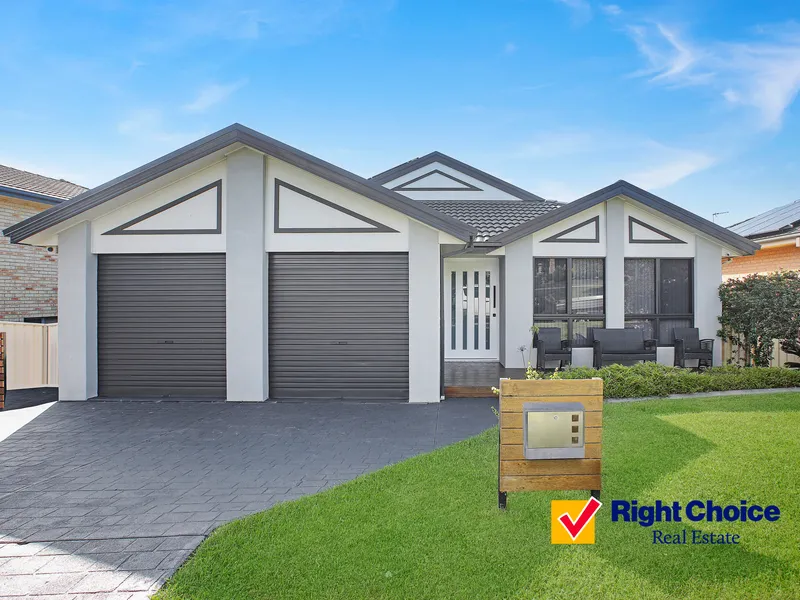 Luxury, Lifestyle, Location!