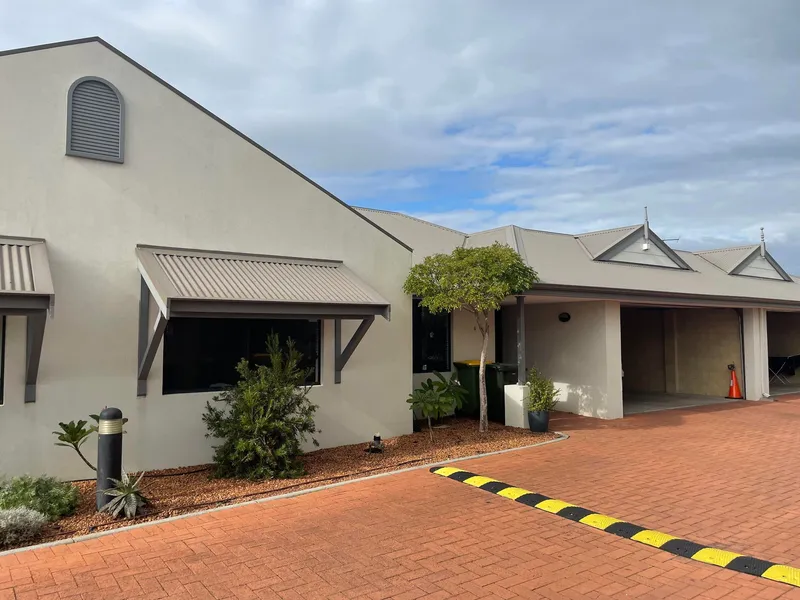 Secret Strata Living!