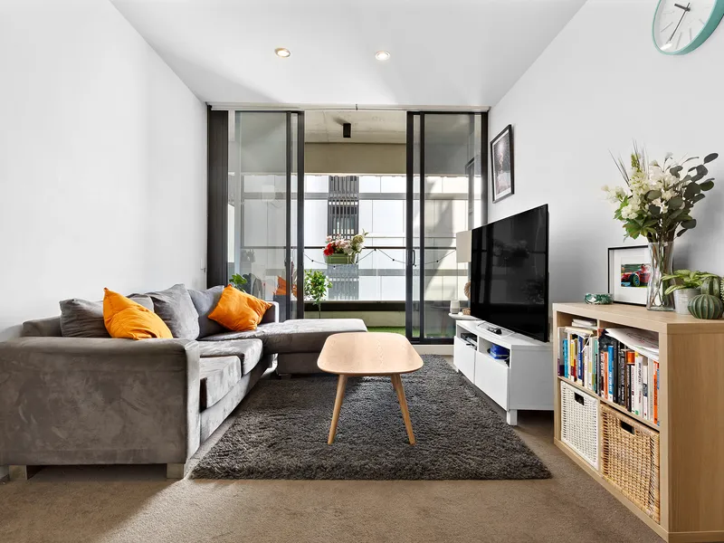 Bright & light one bedroom Apartment