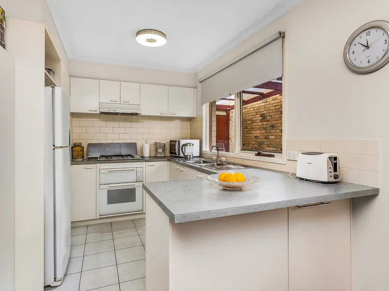 WELL PRESENTED 3 BEDROOM UNIT WITHIN THE GWSC CATCHMENT! (STSA)