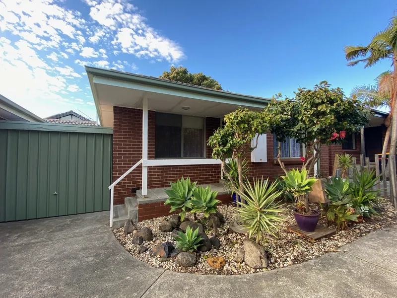 Great Location, Low Maintenance and Private