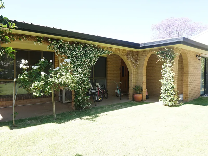 Four Bedroom home in great Family Friendly Street