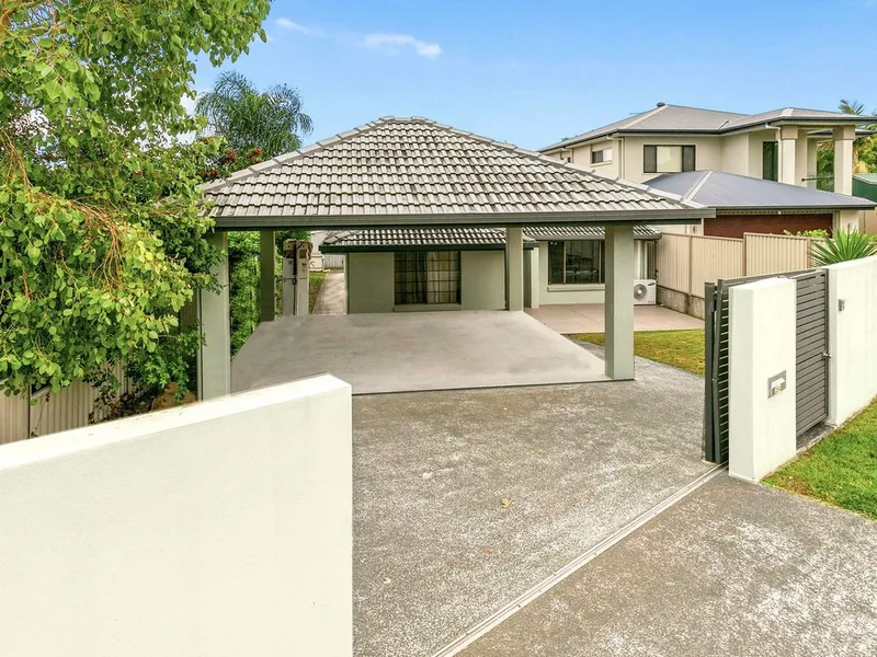 Low Maintenance Lifestyle Within Walking Distance to Parks and Transport