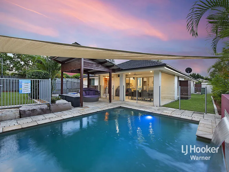 PERFECT SUMMER POOL AND FAMILY ENTERTAINING!