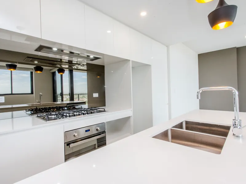 Executive apartment with unique roof top terrace and stunning views