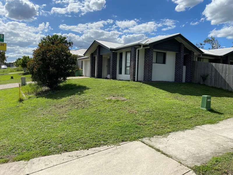 Well located great family home, 4 bedrooms ,2 bathrooms ,2 living areas + Double garage .North to rear fully fenced yard