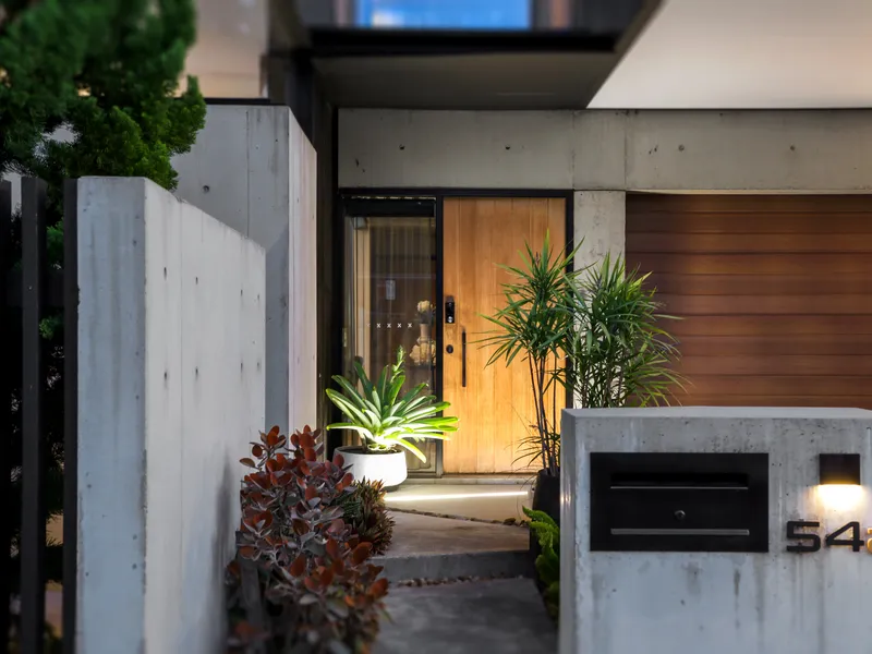 Designer Townhome & High End Inclusions