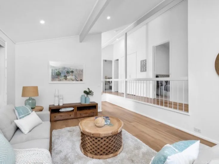 Move in NOW - Fully renovated 'As New' House, walk to shops, public transport and school