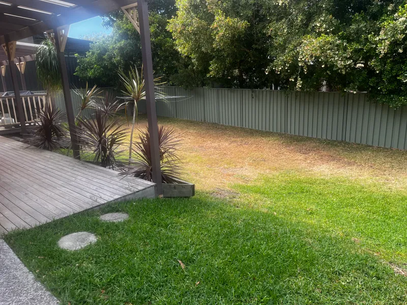 Airconditioned 2 bedroom 1 bathroom unit - water usage included