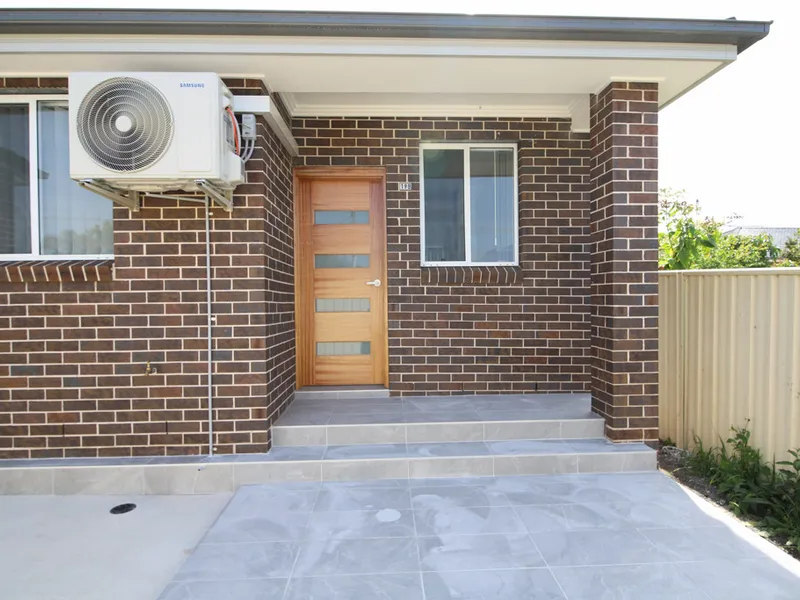 This brand new 2 bedroom granny flat in Yagoona is conveniently located close to schools, shops, public transport and parks.