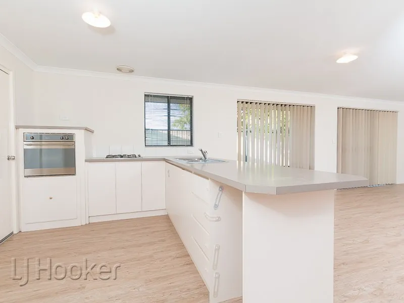 VIBRANT FAMILY HOME IN THE HEART