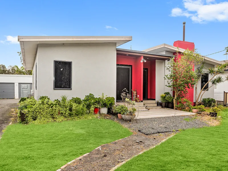 Lakeside Dream Location