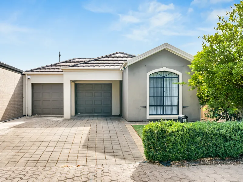 Location, Lifestyle and Luxury !