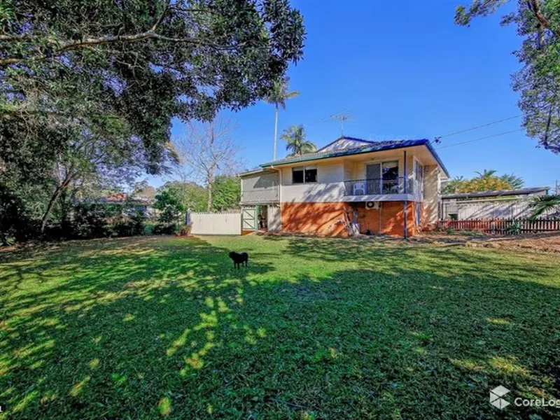 HIGHSET ENTERTAINER ON 611m2 WITH DUAL LIVING POTENTIAL IN GREAT LOCATION!